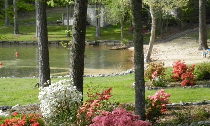 Henrico Casa | Waters Edge Family House