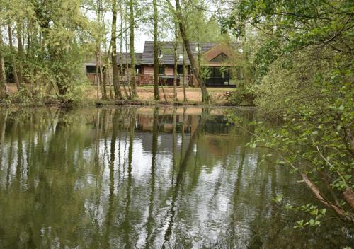Pentney Casa | Waters Edge