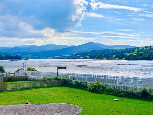 Llansanffraid Glan Conwy Casa | Waters Edge - Conwy Estuary