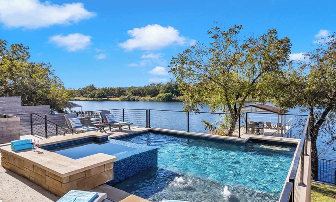 Burnet Casa | Waterside 508 | Concierge Services
