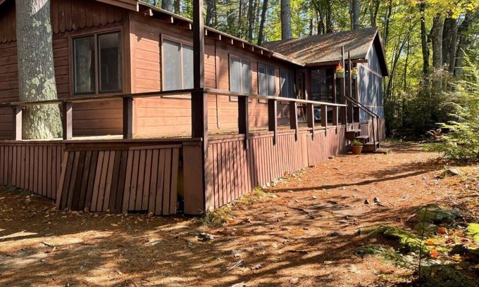 Center Harbor Cabaña | Waterside Cottage on Squam