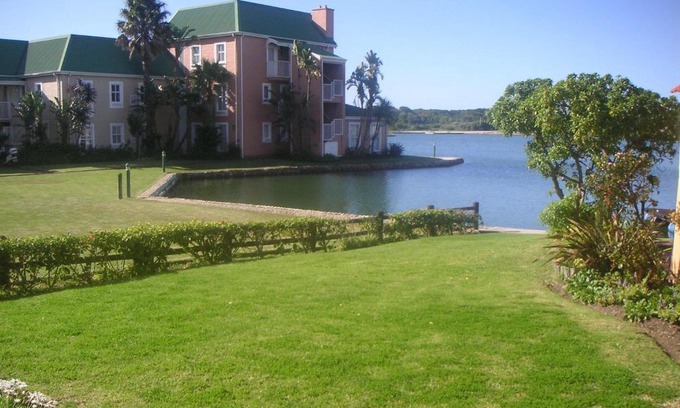 Marina Martinique Apartamento | Waterside Living MC03