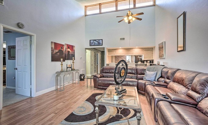 New Port Richey East Condominio | Waterside New Port Richey Condo w/ Pool Access!