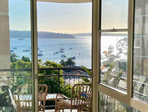 Elizabeth Bay Apartamento | Waterview Sunny Oasis 2BR with harbour views and pool