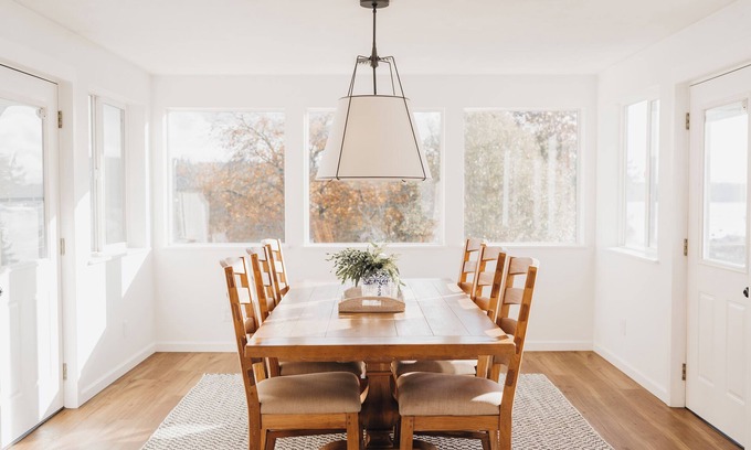 Poulsbo Casa | Waterview + Sunrises in this Contemporary Gem