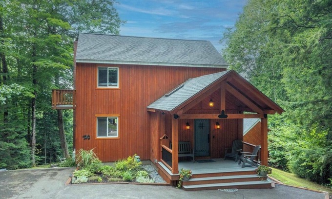 Thornton Casa | Waterville Wonderland - Entire home in Thornton, New Hampshire