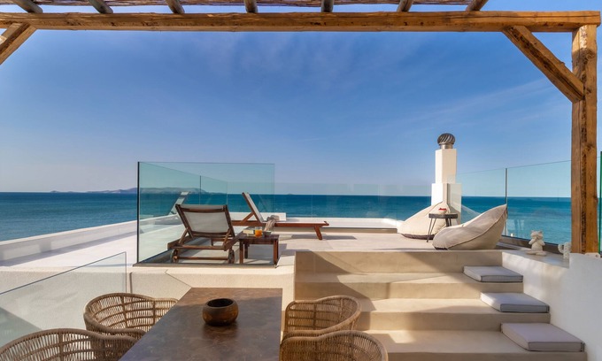 Kokkini Chani Apartamento | Wave Suite By the Sea