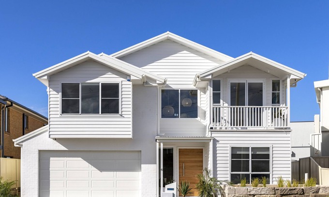 Boat Harbour Casa | Waves At Boat Harbour Beach - Divine Home, Steps from the Beach
