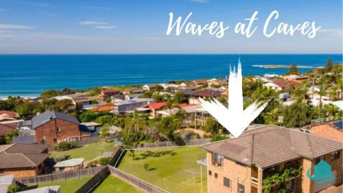 Caves Beach Casa | Waves at Caves