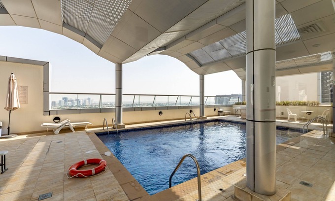 Dubai Sports City Apartamento | Waves - Cozy, Fully Furnished Studio in Dubai Sports City