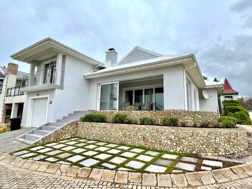 Marina Martinique Casa | Waves Edge at 14 Bridge Waters