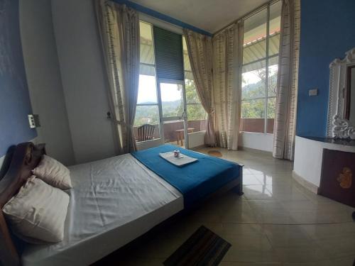 Ambagollapathana Hotel | Waves Rock ella