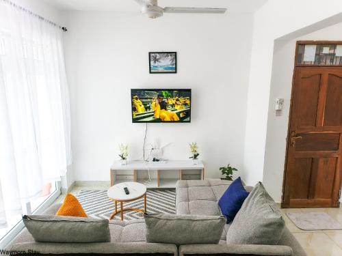 Bamburi Apartamento | Waymore Stay Cozy & Modern stylish1BR House