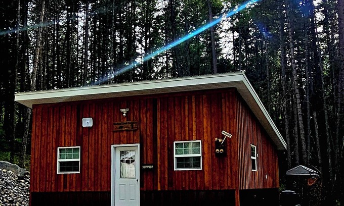 Libby Cabina | We are just minutes away from beautiful Lake Koocanusa and the Marina!