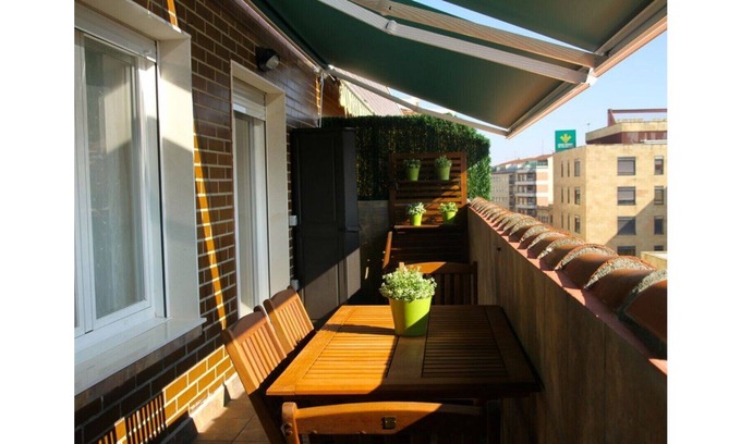 Oeste Apartamento | We give you the best quality, information, and assistance we can