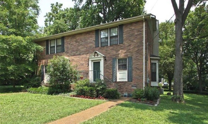 Green Hills Condominio | We welcome you home to this peaceful and centrally-located house