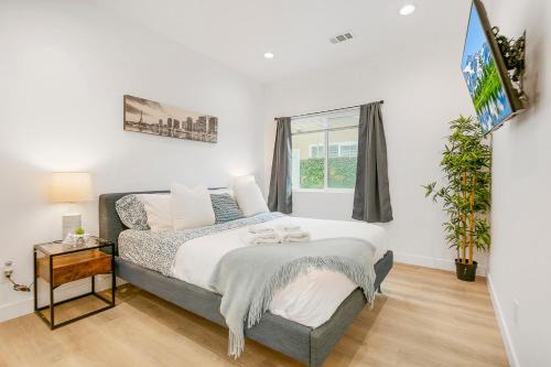 Westminster Casa | WE12-Little Saigon Modern Home 3Beds-2Baths