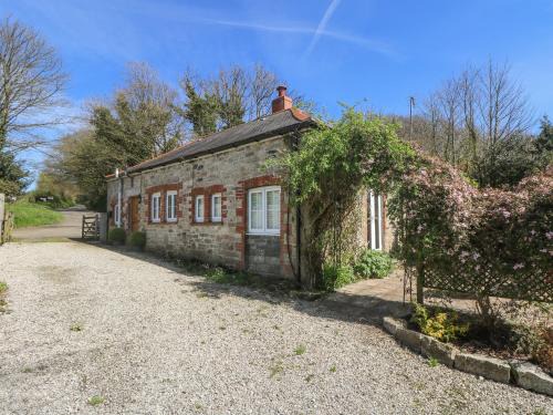 Saint Breward Casa | Weasels Nest