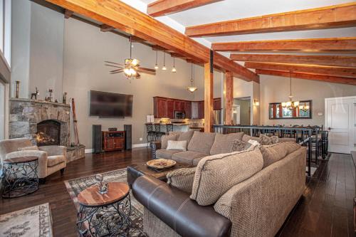 Talmont Casa | Weathertop By Hauserman Rentals