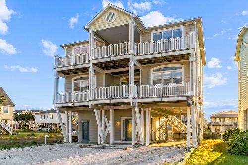 Holden Beach Casa | Weekend at Ernie's