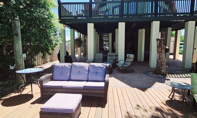 Weeki Wachee Gardens Chalet De Esquí | Weeki River Lodge Star5Vacations
