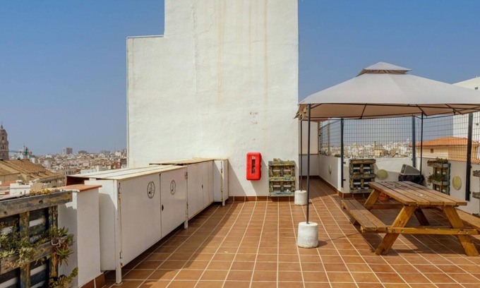 El Ejido Apartamento | wehost La Merced Centro