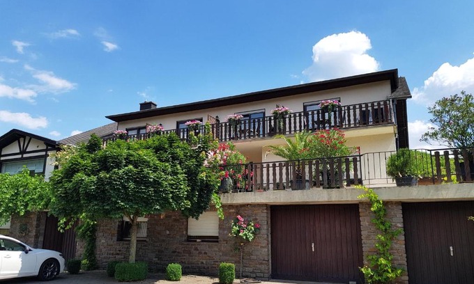 Mesenich Casa | Weingut Erich Serwazi