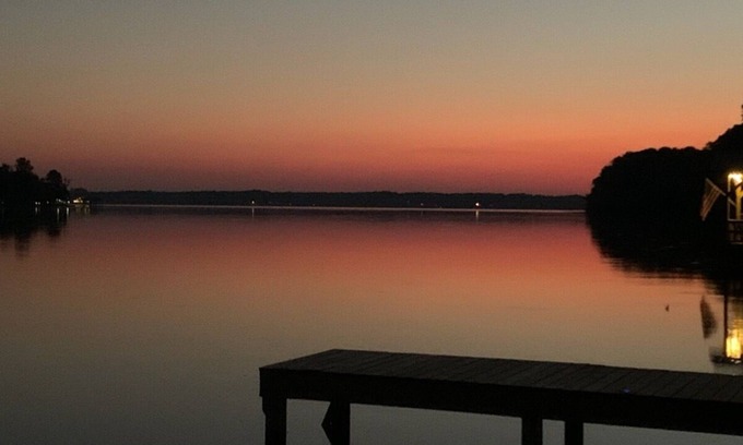 Centre Casa | Weiss Lake Hideout. Enjoy our cozy camper on the lake