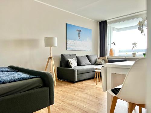 Eckernfeld Apartamento | WEITBLICK APARTMENT direkt am Park mit kostenlosem Parkplatz