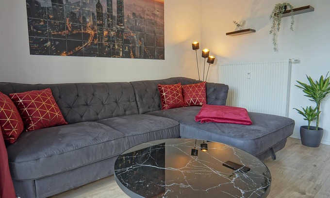 Brandenburg an der Havel Apartamento | Welcome to HOGULU - House 2, Apartment 2 in Brandenburg an der Havel!