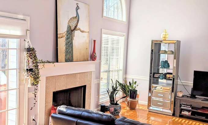 Jonesboro Casa | Welcome home! Lush, private room