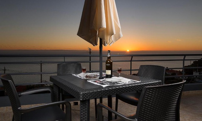 Estreito da Calheta Casa | Welcome home, with a fantastic view, sunrise & sunsets