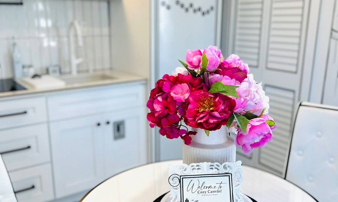 St. Augustine Apartamento | Welcome to a sketch-book-like themed studio!