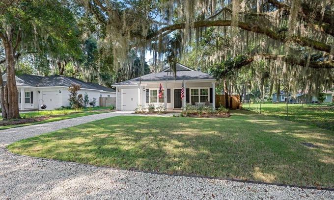 Darien Casa | Welcome To Coastal Retreat
