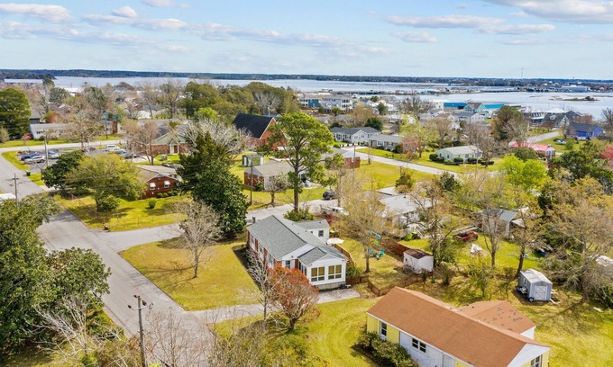 Swansboro Casa | Welcome to Flat on Fifth! Downtown Swansboro