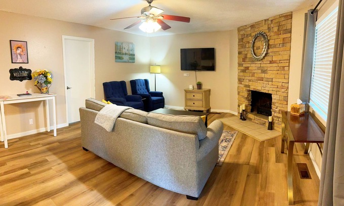 Mead Casa | Welcome to Lucky Duck Lodge – Your Lake Texoma Retreat!