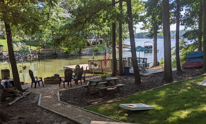 Southmont Casa | ¡Bienvenido a Moonlight Cove!
