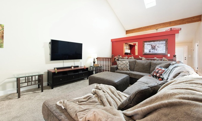 Idaho Falls Casa | Welcome to Mountain Getaway in this cozy 4 bed 3 bath home.
