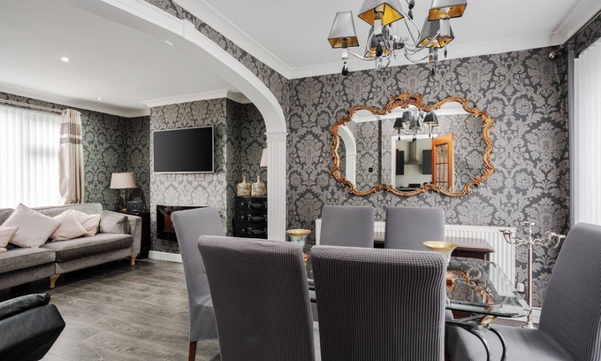 Kirkby Casa | Welcome to my spacious family home