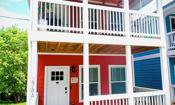 Dandridge Casa | Welcome to Orange on Main a brand new charming 3-bedroom house in Dandridge TN