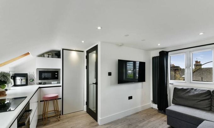 Southfield Apartamento | Welcome to our chiswick 2-bedroom, 3-bathroom property in west london