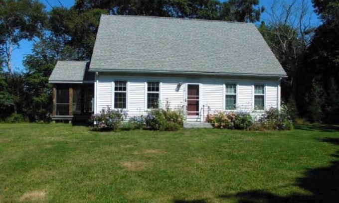 Ocean Point Casa | Welcome to Owl House - Your Coastal Retreat in East Boothbay!