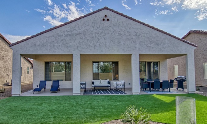 Palm Valley Casa | WELCOME TO PARADISE, LUXURY NEW HOME, IN PEBBLECREEK GATED RESORT COMMUNITY