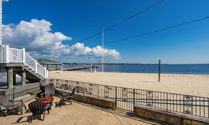 Ocean Gate Casa | Welcome to paradise in this beach front home