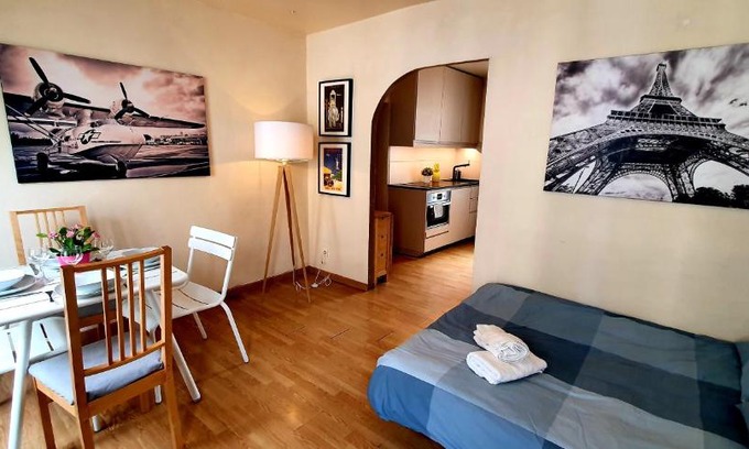Louis Bertrand-Mirabeau-Semard Apartamento | Welcome to Paris