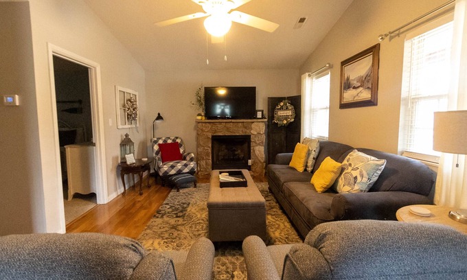 Sloans Valley Casa | Relax Inn, 52 Cottage Dr, 56C