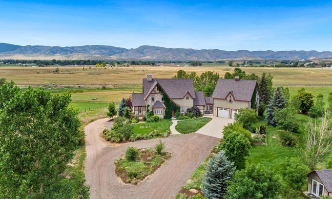 Fort Collins Casa | Welcome to Sunrise Ranch! Amazing Mountain Views!