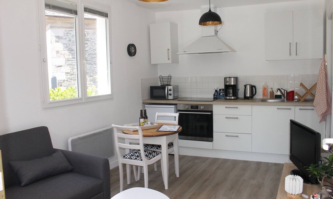 Plestin-les-Greves Casa | Welcome to Ty Cozy, 3* gîte for 2 people