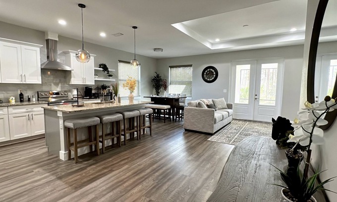 North Port Casa | Welcome to the Beautiful Pool House of North Port!