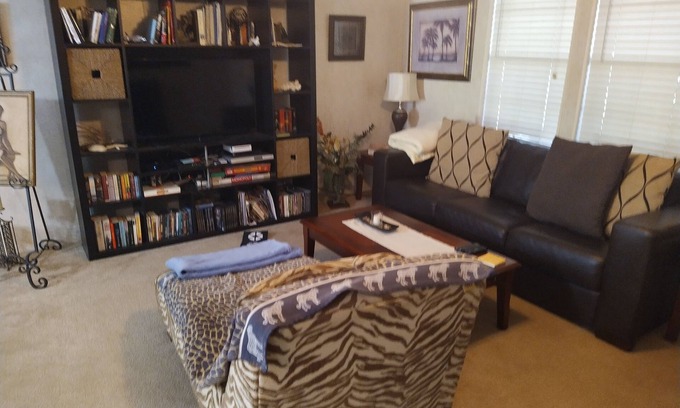 Moore Haven Casa | Welcome to the "CASA CORAZON TROPICAL". Your vacation home in the heart of Florida!